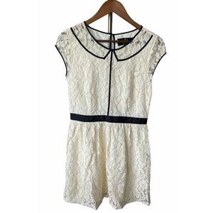 Jack BB Dakota - White Lace Dress w/ Black Trim Women's size 8